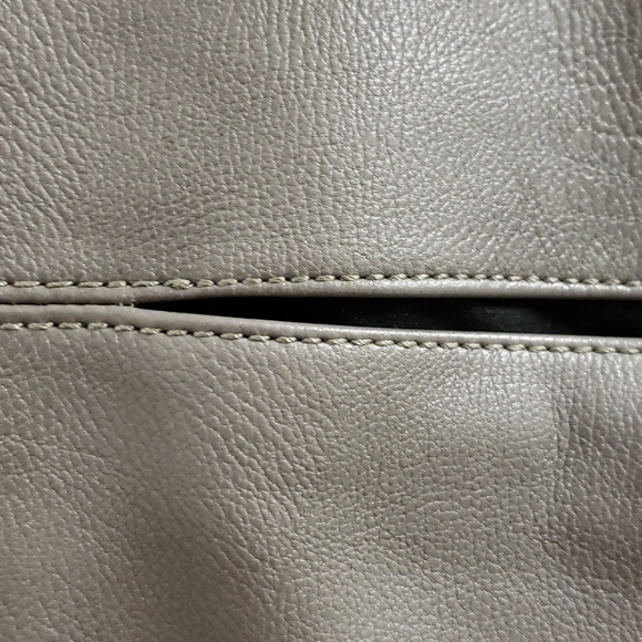 Payless Shoes grey shoulder bag / purse - Picture 2 of 5